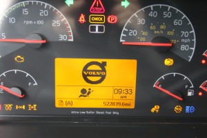 Instrument Cluster and Odometer 2012 Volvo Truck VNL670