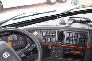 Steering Wheel and Dash - 2012 Volvo Truck VNL670