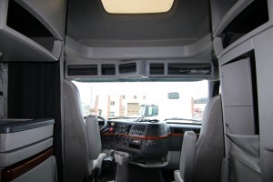 2012 Volvo Truck VN 670 Sleeper