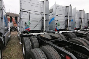 Back of Cab - 2012 Volvo Truck VNL 670 